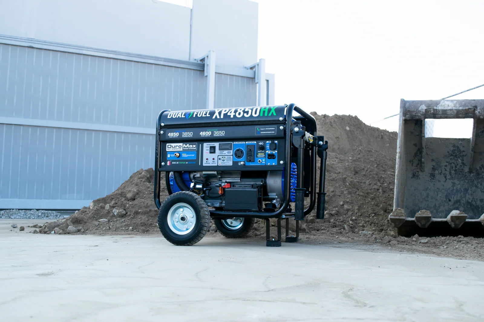 4,850 Watt Dual Fuel Portable HX Generator w/ CO Alert - Image 19