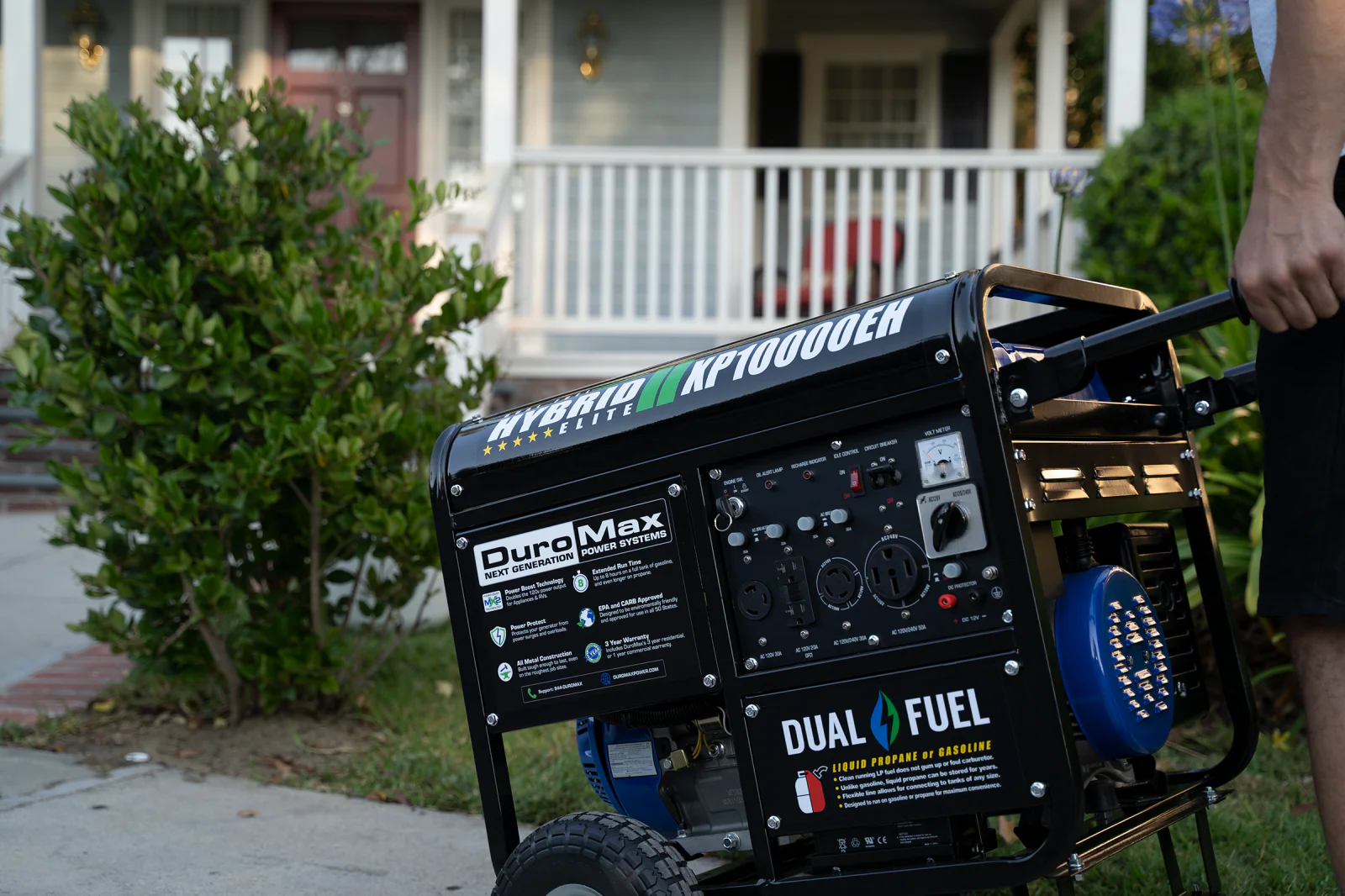 10,000 Watt Dual Fuel Portable Generator - Image 19