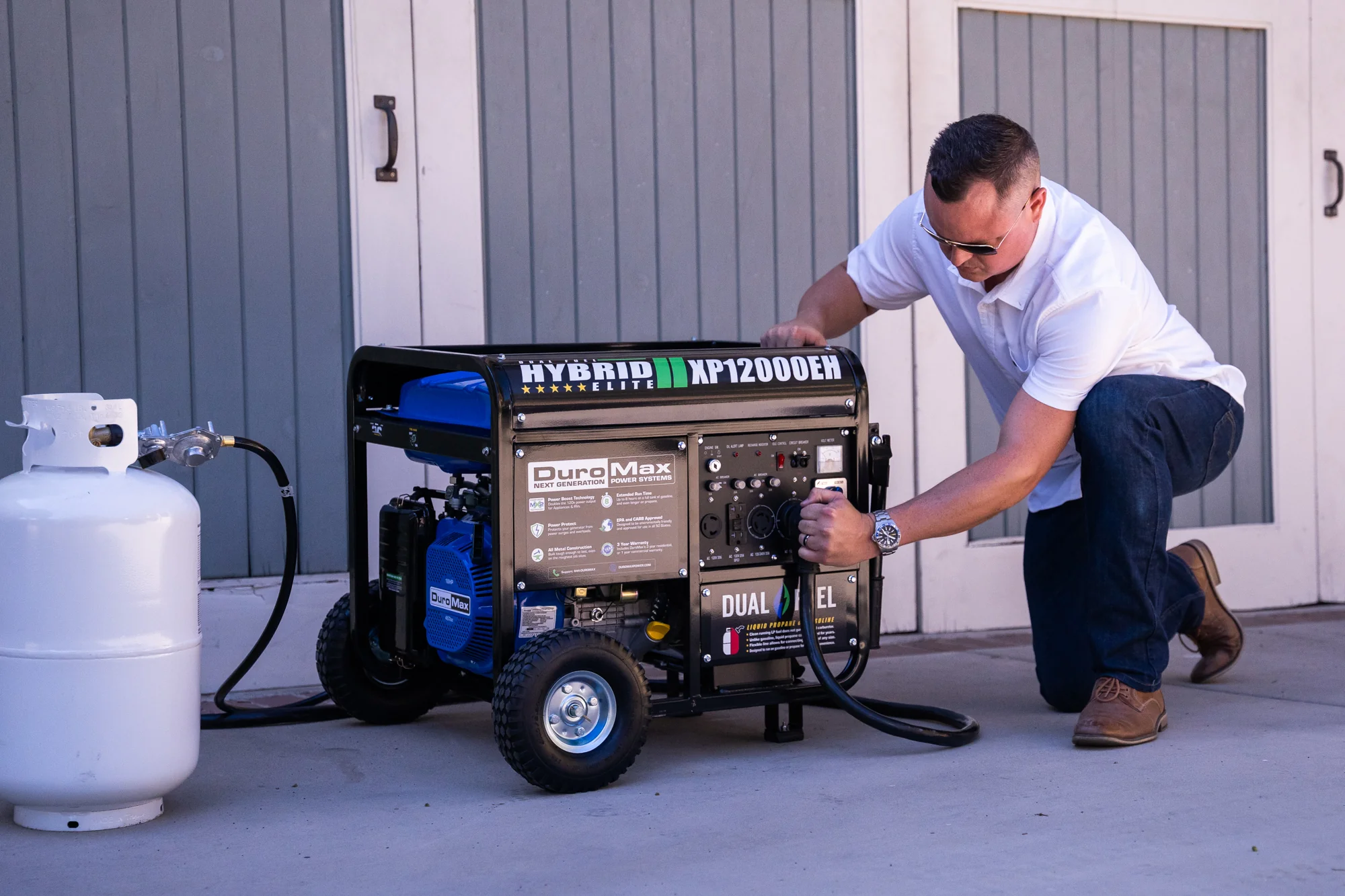 12,000 Watt Dual Fuel Portable Generator - Image 22