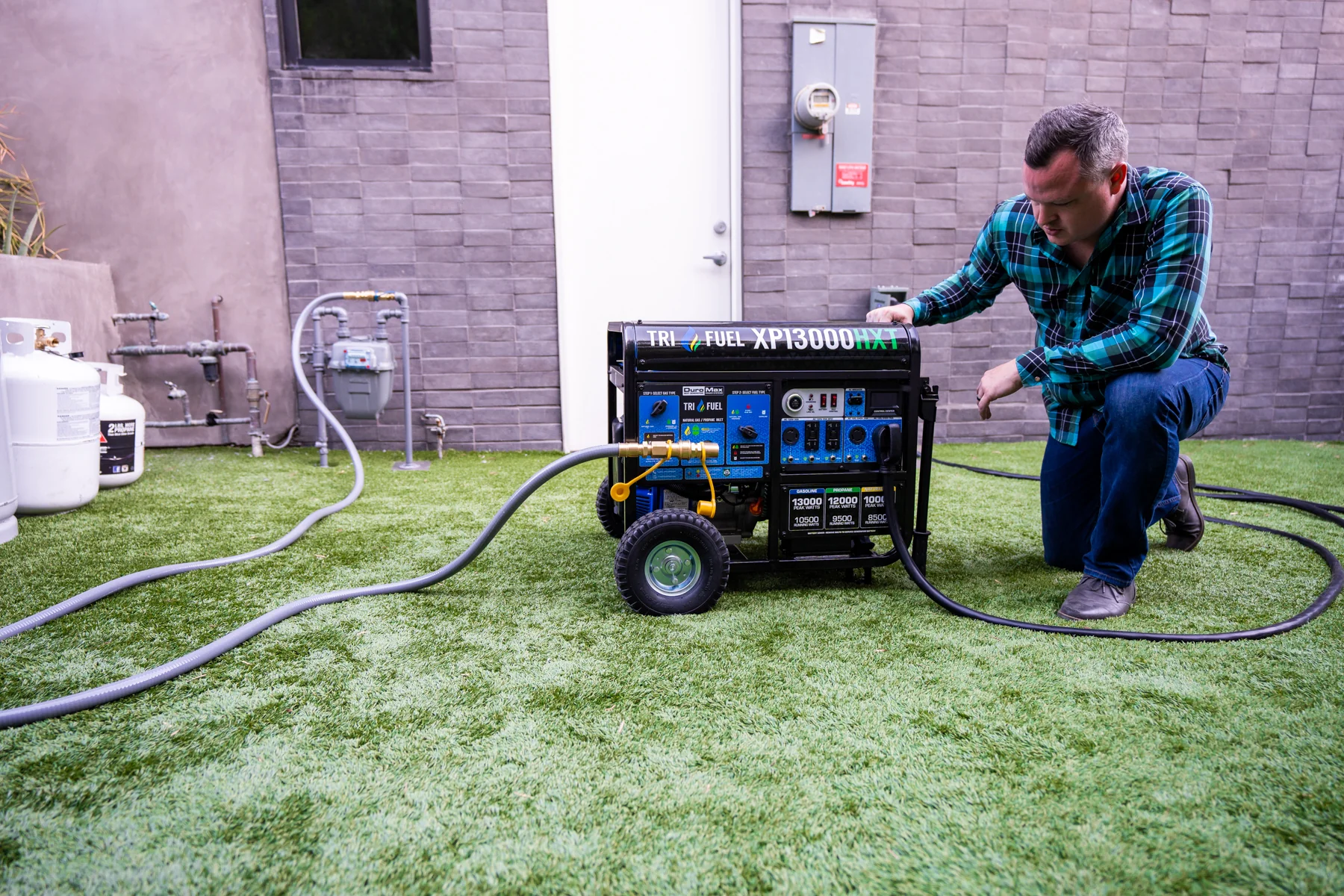 13,000 Watt Tri Fuel Portable HXT Generator w/ CO Alert - Image 18