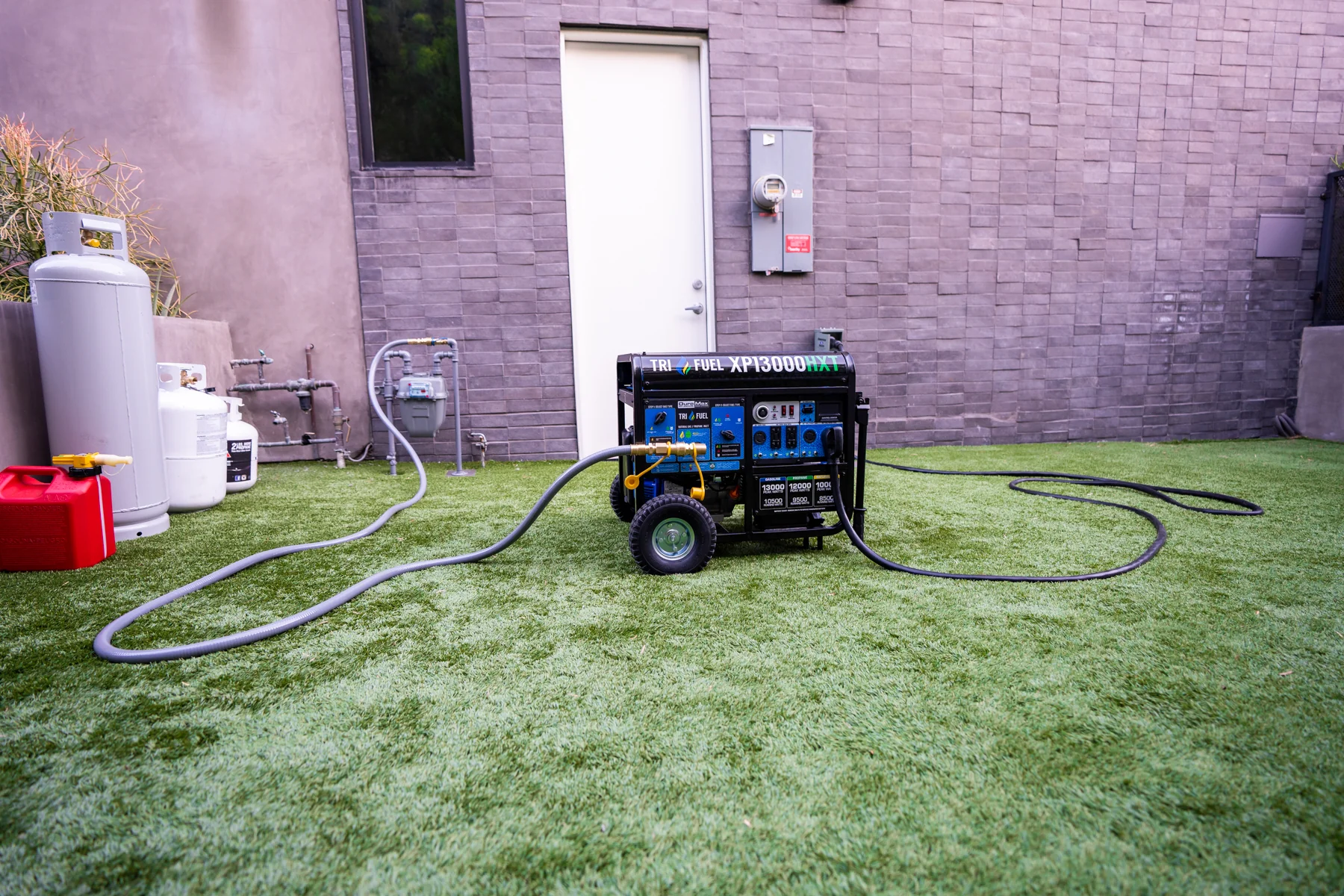 13,000 Watt Tri Fuel Portable HXT Generator w/ CO Alert - Image 31