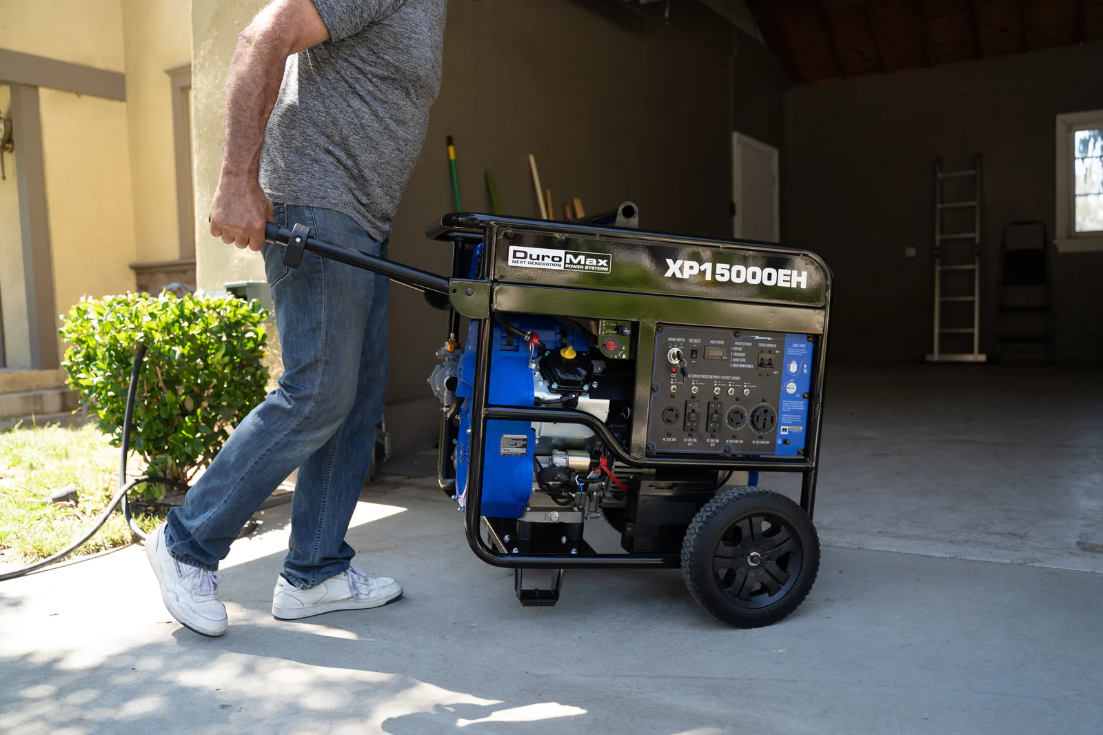 15,000 Watt Dual Fuel Portable Generator - Image 18