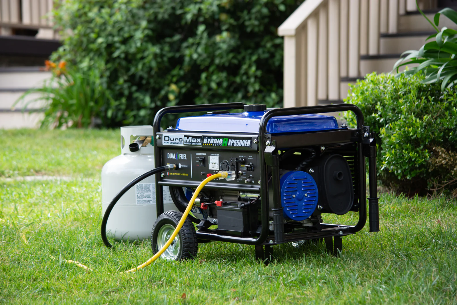 5,500 Watt Dual Fuel Portable Generator - Image 14