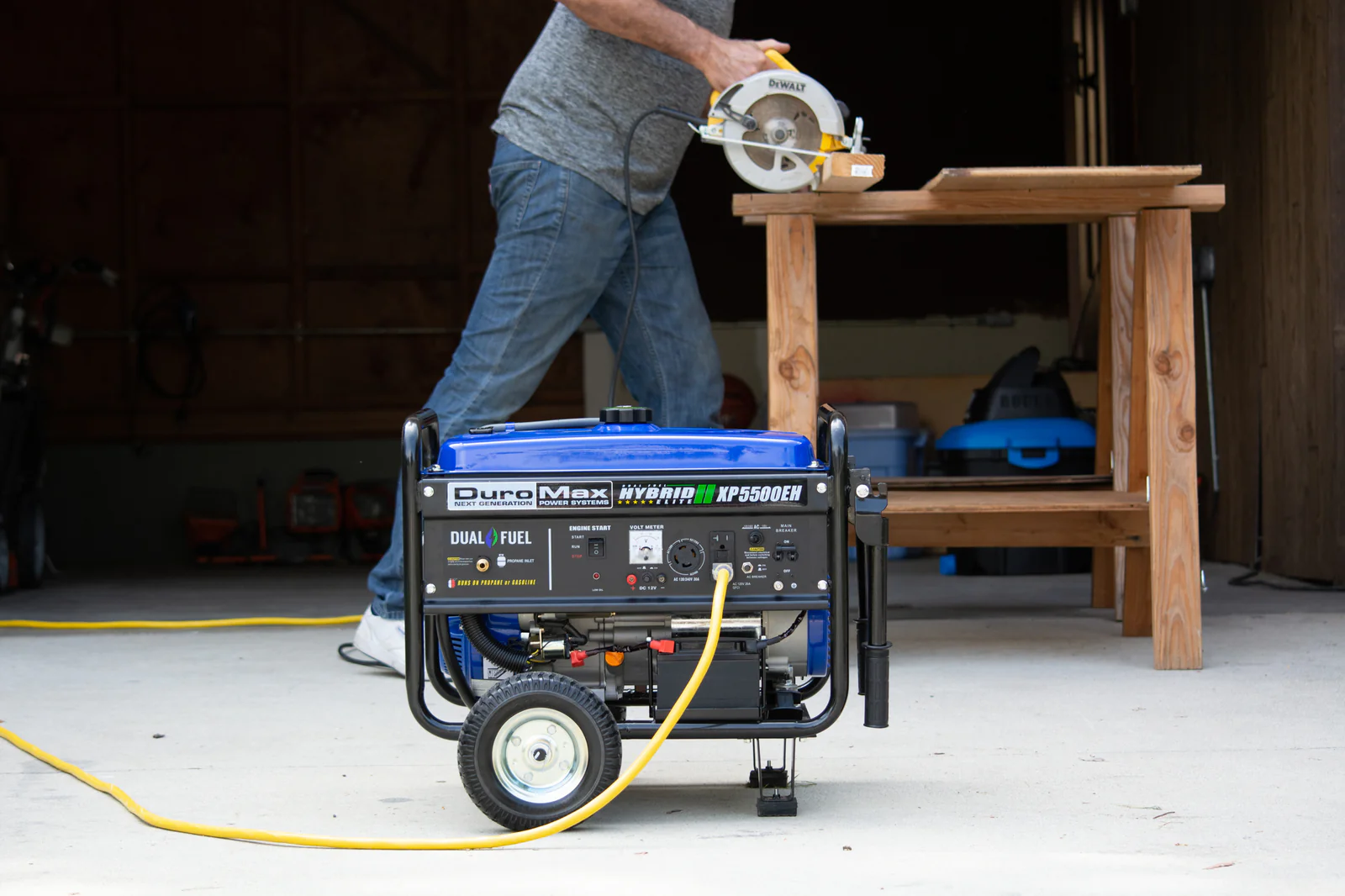 5,500 Watt Dual Fuel Portable Generator - Image 15