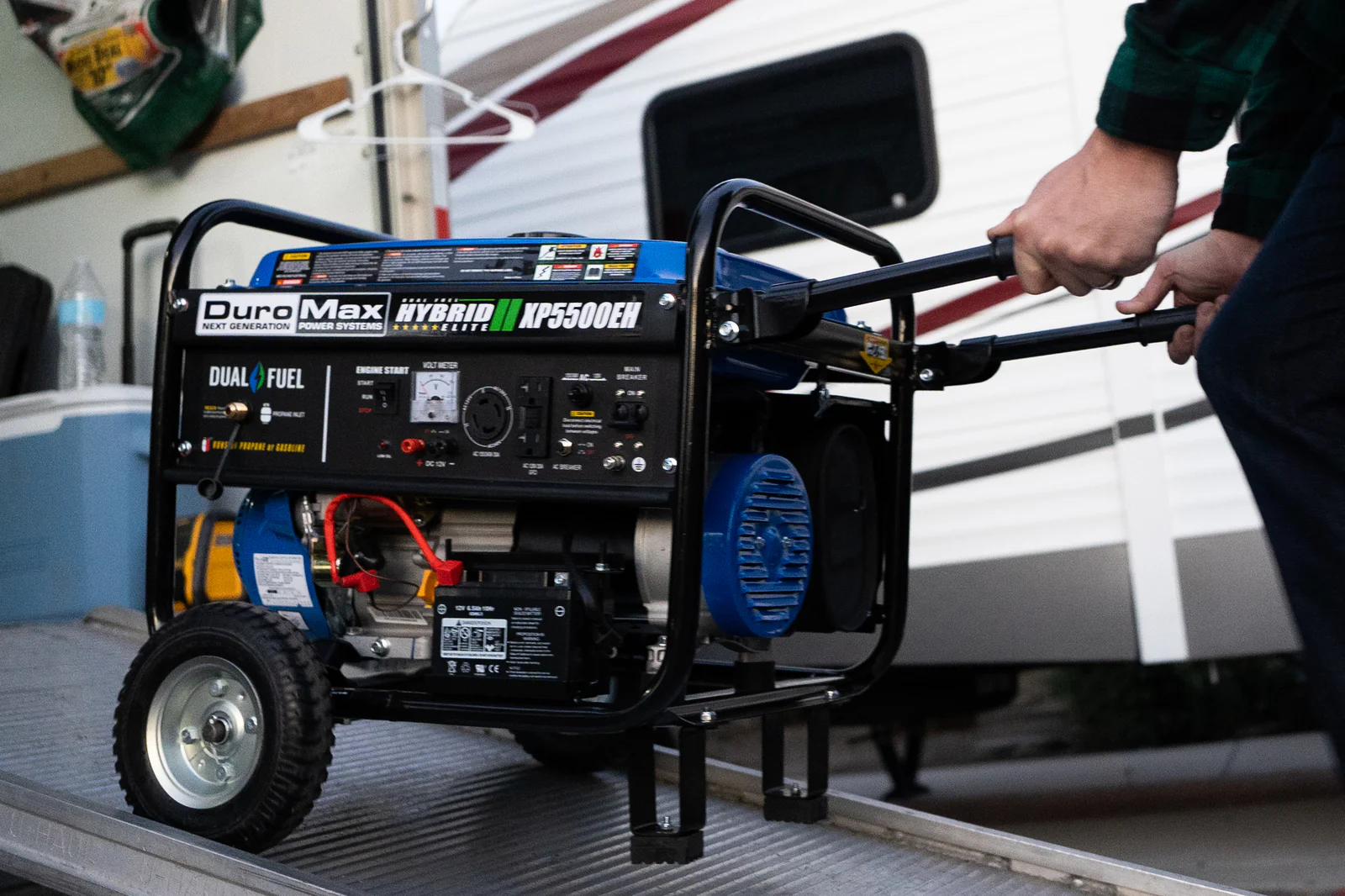 5,500 Watt Dual Fuel Portable Generator - Image 16
