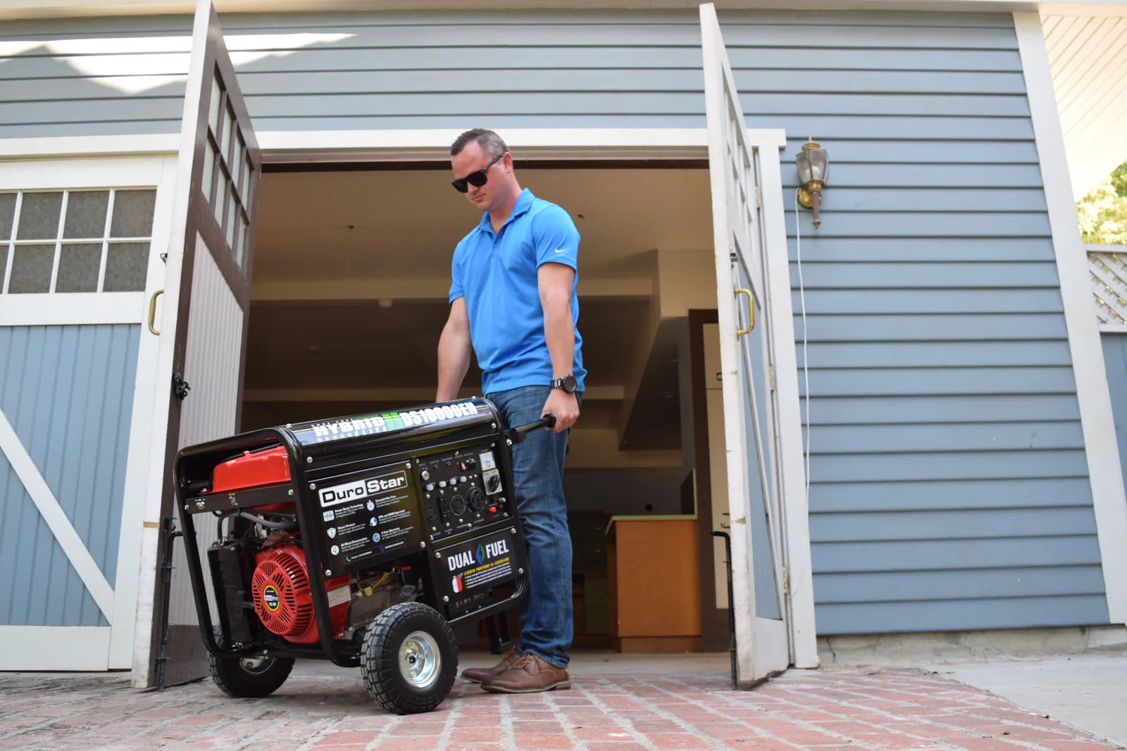 10,000 Watt Dual Fuel Portable Generator - Image 15