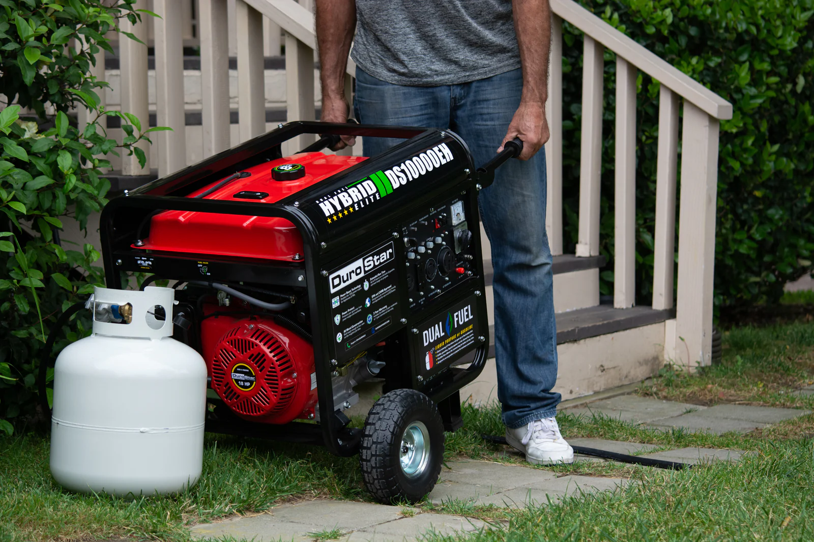 10,000 Watt Dual Fuel Portable Generator - Image 9